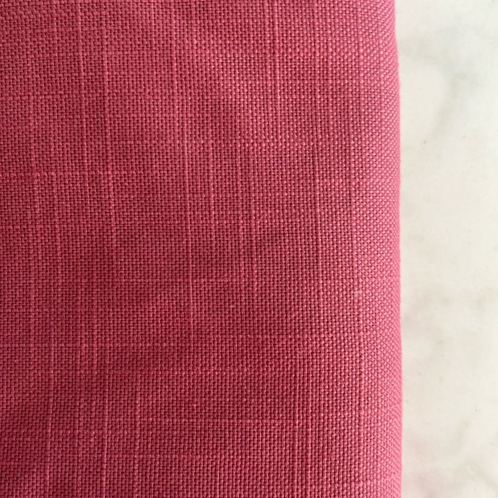 Rectangular Mauve Tablecloth - Picture 3 of 7